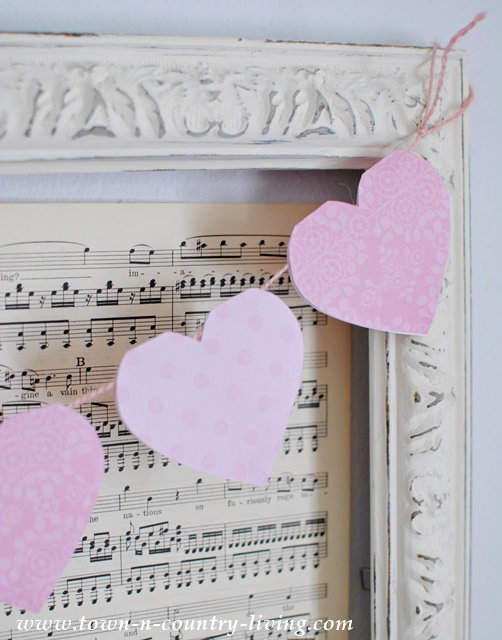 How to Make a Paper Heart Banner - Town & Country Living