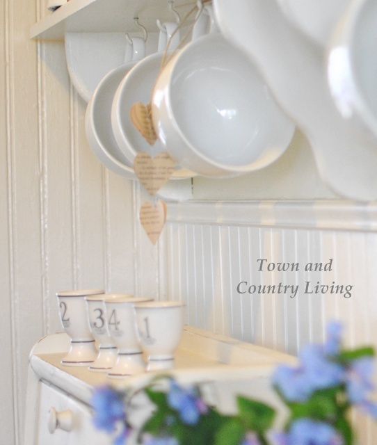 Displaying Dishes, Farmhouse Style! - Town & Country Living