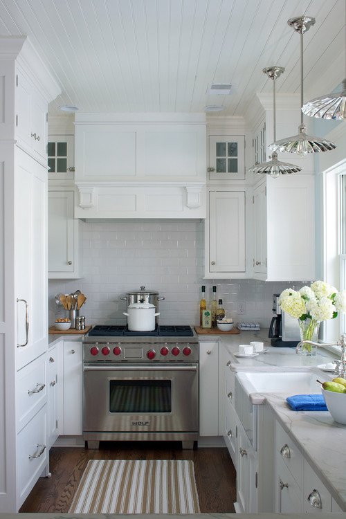 a <strong>small</strong> kitchen can be a beautiful space for cooking and