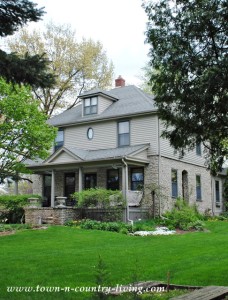 Historic Homes in St. Charles, Illinois - Town & Country Living