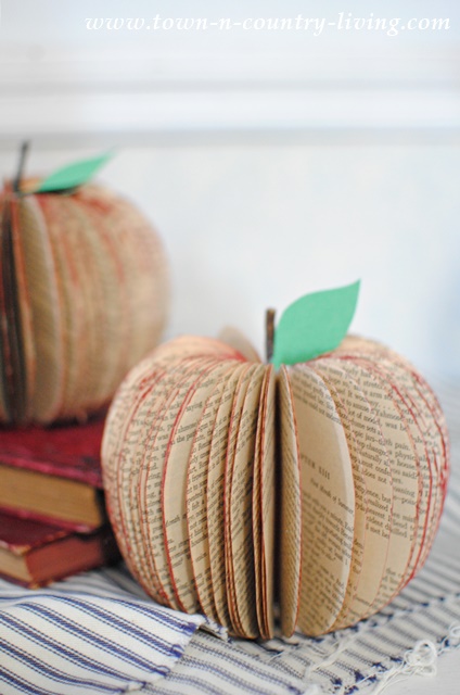 Book Page Apples and Free Printable