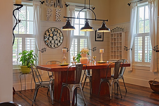 Cottage Style Dining Room