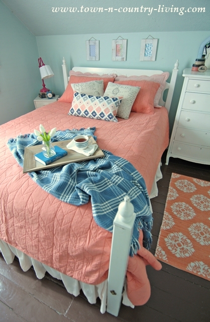 Modern Country Coral Bedding for My Farmhouse Bedroom