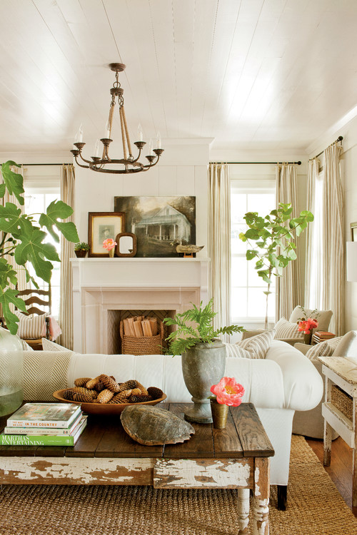 Updated Southern Farmhouse Living Room
