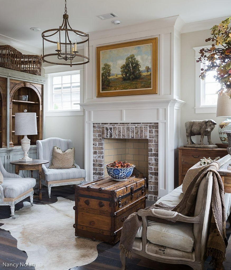 The Best Vintage Treasures: Randolph Cottage Home Tour - Town \u0026 Country  Living, image size:875x1024