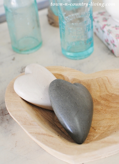 Create a Spring Vignette. wood heart bowl, stone hearts, spring decorating, shabby chic, spring decor