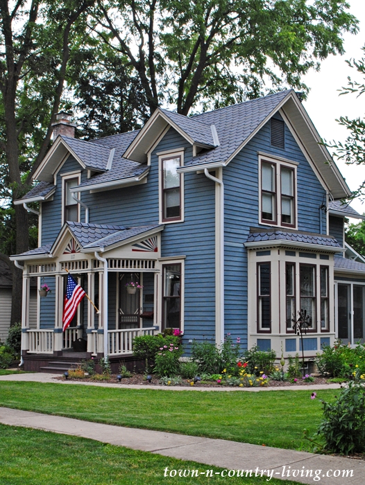Historic Home, Blue House, Geneva, Illinois