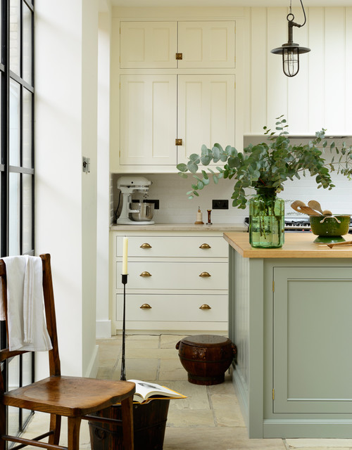 Light and Bright Country Kitchen