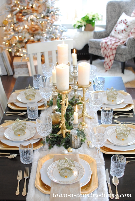 Gold and Crystal Christmas Table Setting