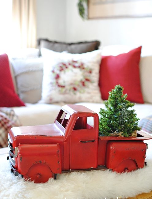Little Red Christmas Truck
