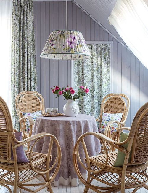 Cottage Style Dining Room in Lavender