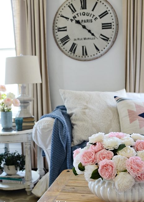 Cozy Spring Family Room with Flowers and Pillows