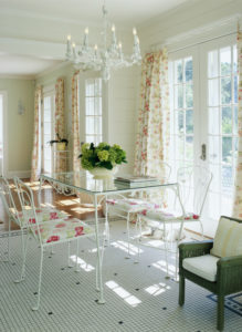 13 Shabby Chic Dining Room Ideas - Town & Country Living