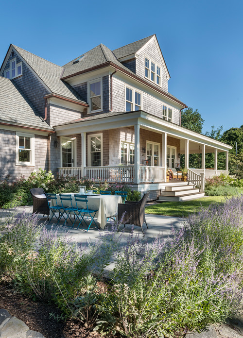 Tour a Harbor Cottage with Coastal Style