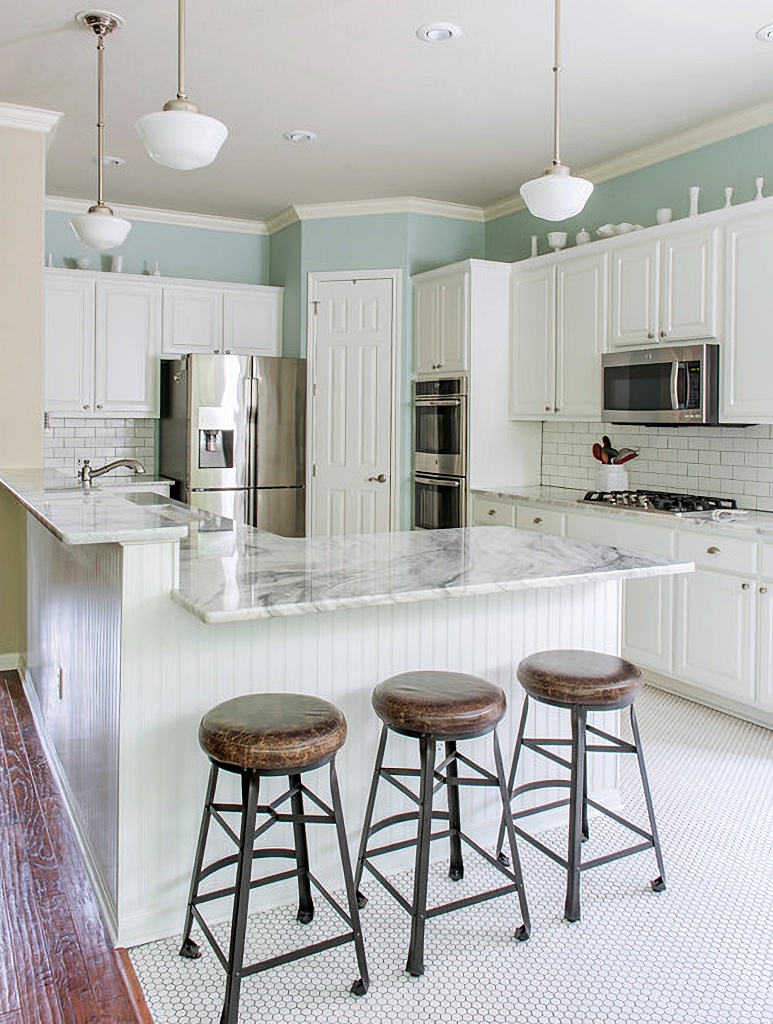 cottage kitchen