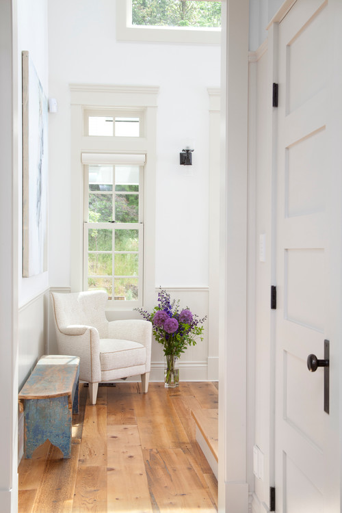 Entryway with Purple Flower Bouquet