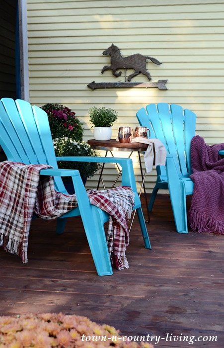 Adirondack Chairs, Mums, and Pumpkins for Outdoor Fall Decorating