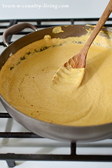 How to Make Pumpkin Alfredo Sauce for Pasta
