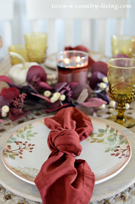 Thanksgiving Table Setting in Burgundy and Yellow