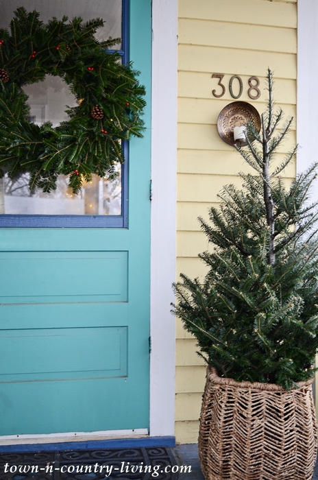 Country Style Christmas Porch Decorations