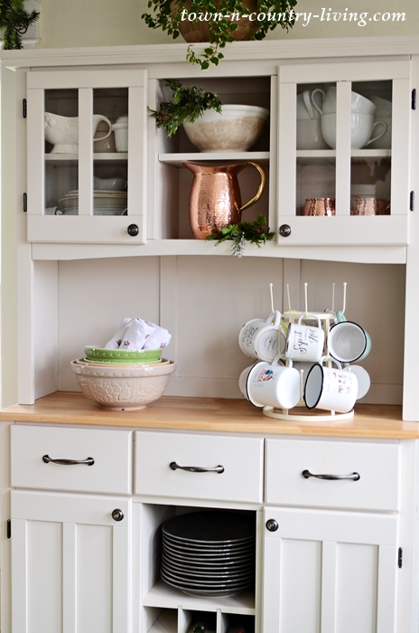 Country Kitchen Hutch 