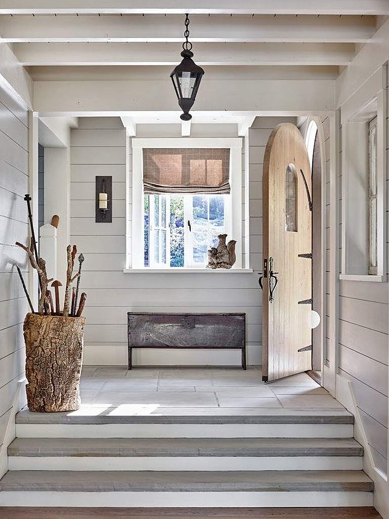 lake house entryway