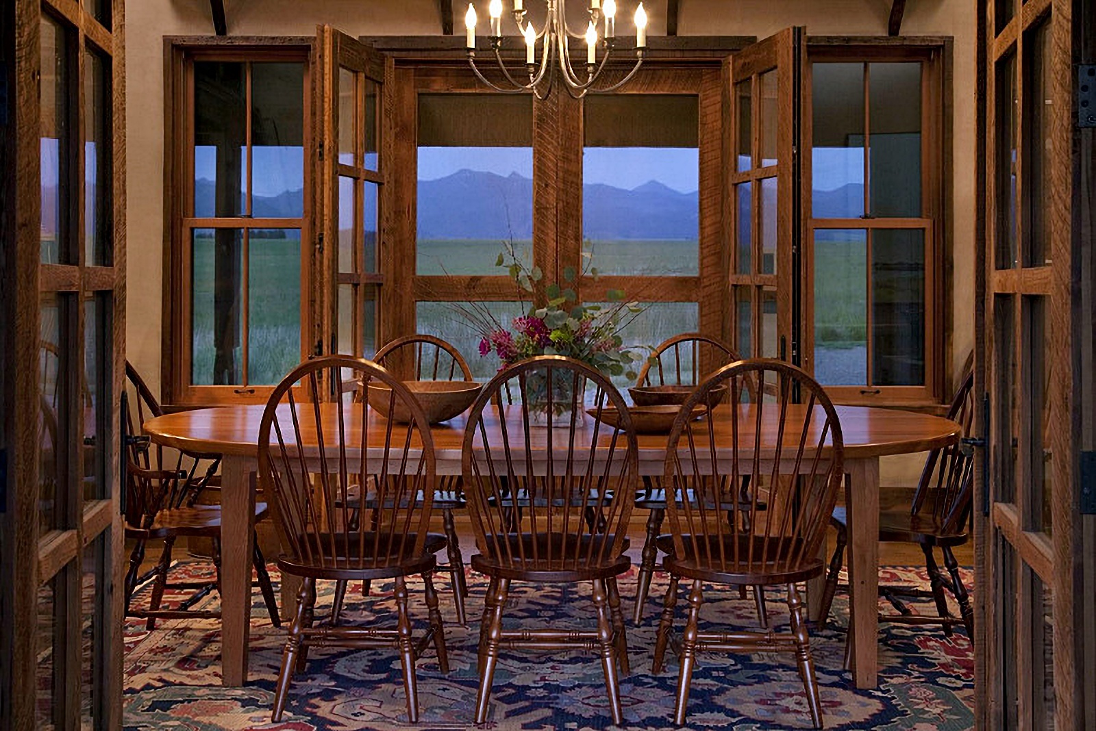Montana Cabin dining room