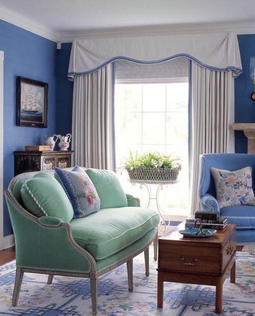 English Country Style Living Room in Blue Tones