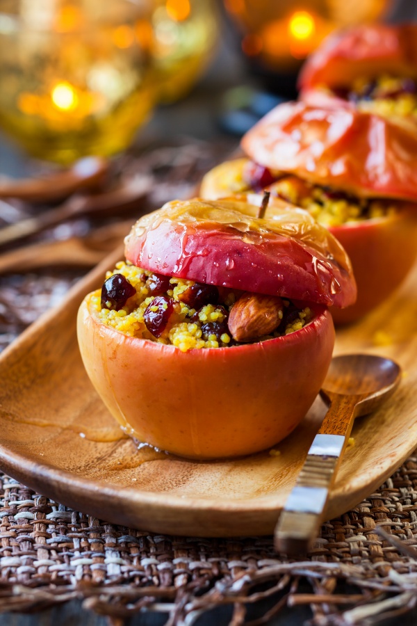 Baked apples with couscous,nuts and dried berries
