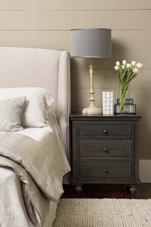 Neutral Color Scheme in Country Bedroom 