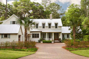 Step Inside a Low Country Home with Southern Style - Town & Country Living