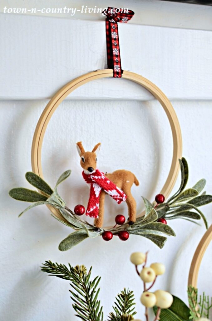 Embroidery Hoop Christmas Wreaths