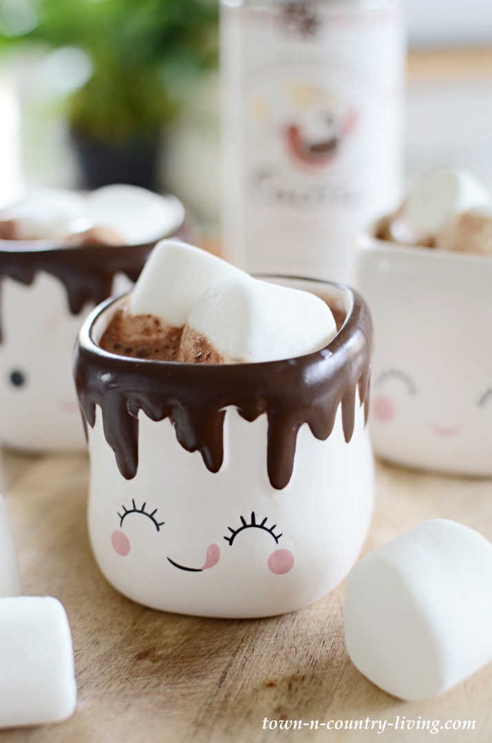 Cutest Hot Chocolate Mugs Ever – and Cocoa Recipes!