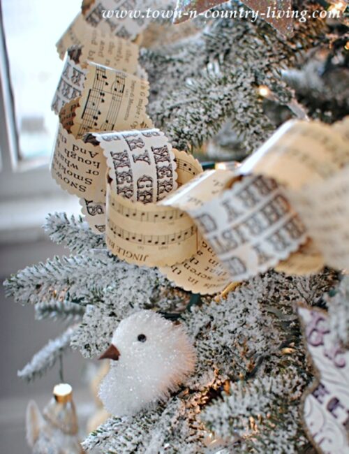 Vintage Christmas Decor Ideas to Try - Town & Country Living