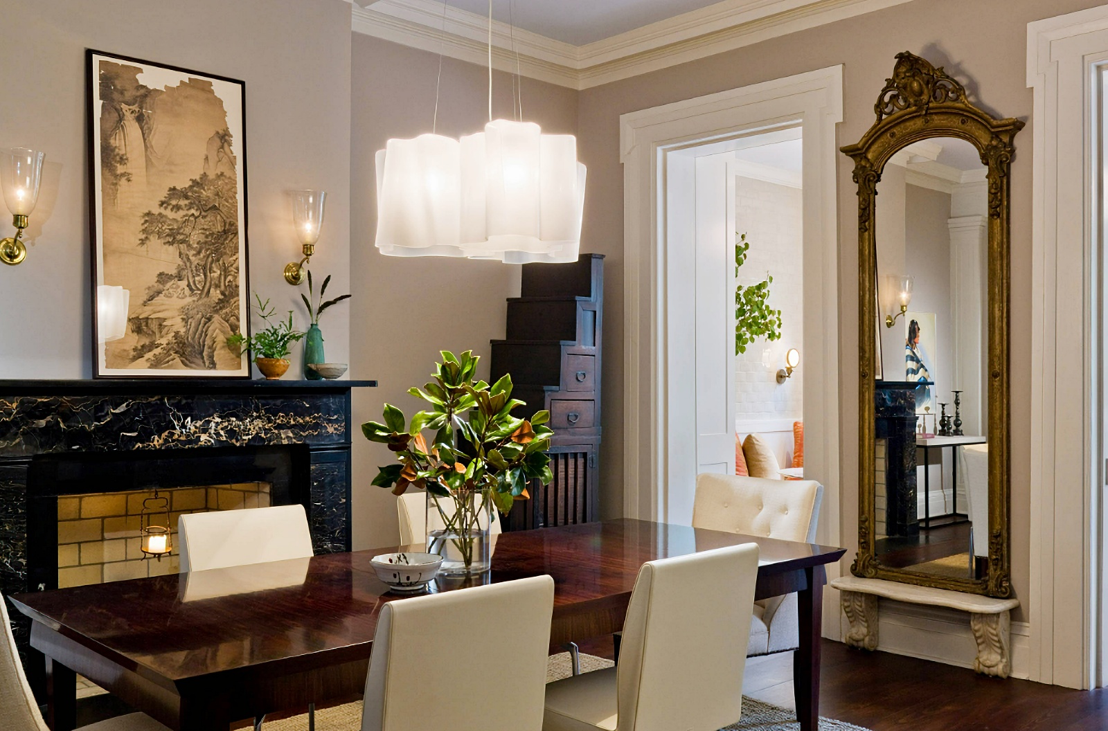 New York City dining room