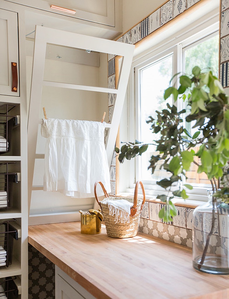 cute laundry room details