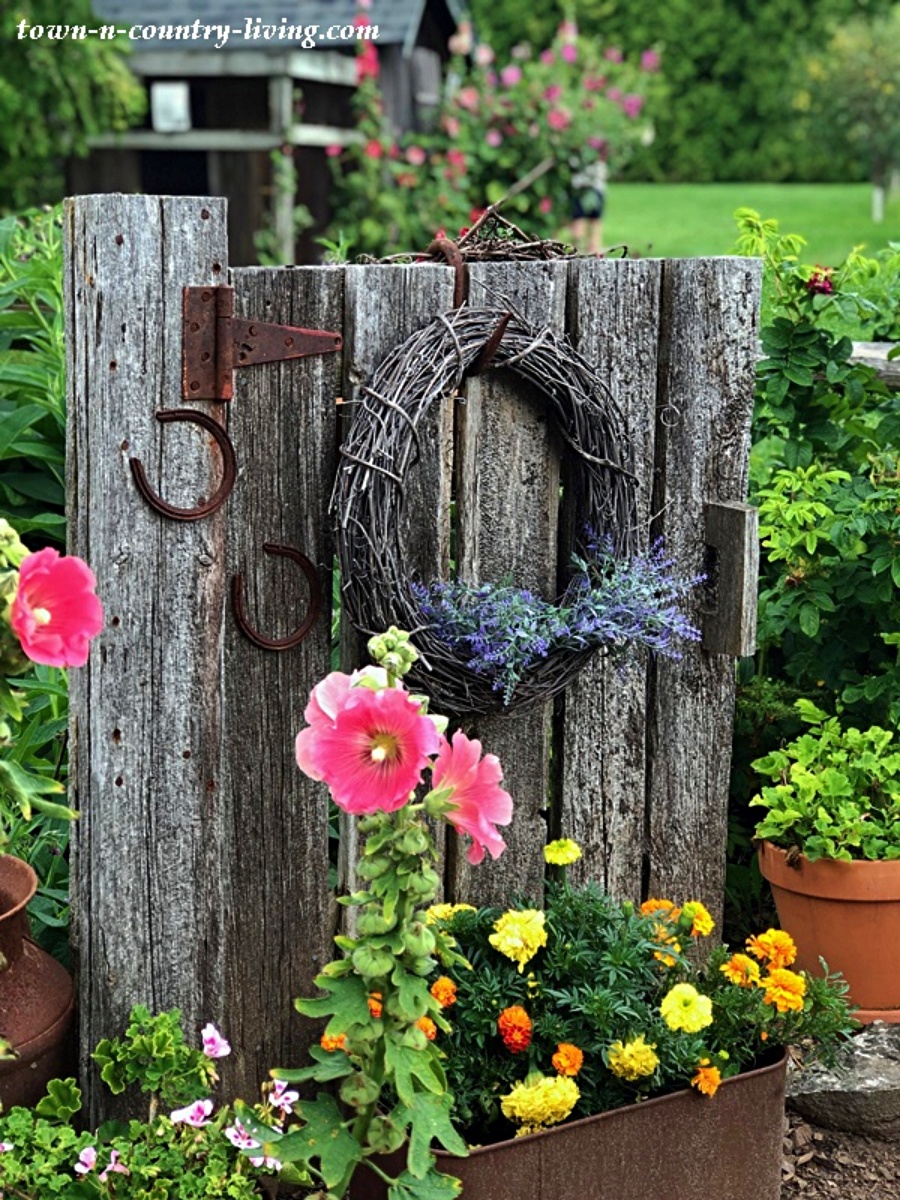 9 Charming Garden Gate Ideas For Your