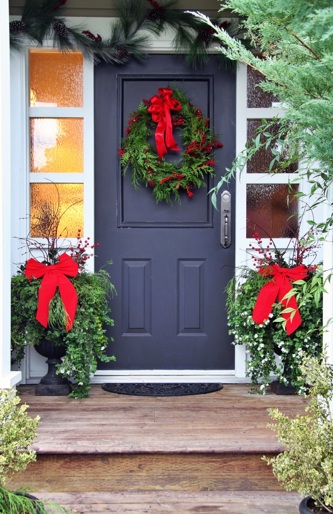 What Type of Christmas Porch Decorator Are You?