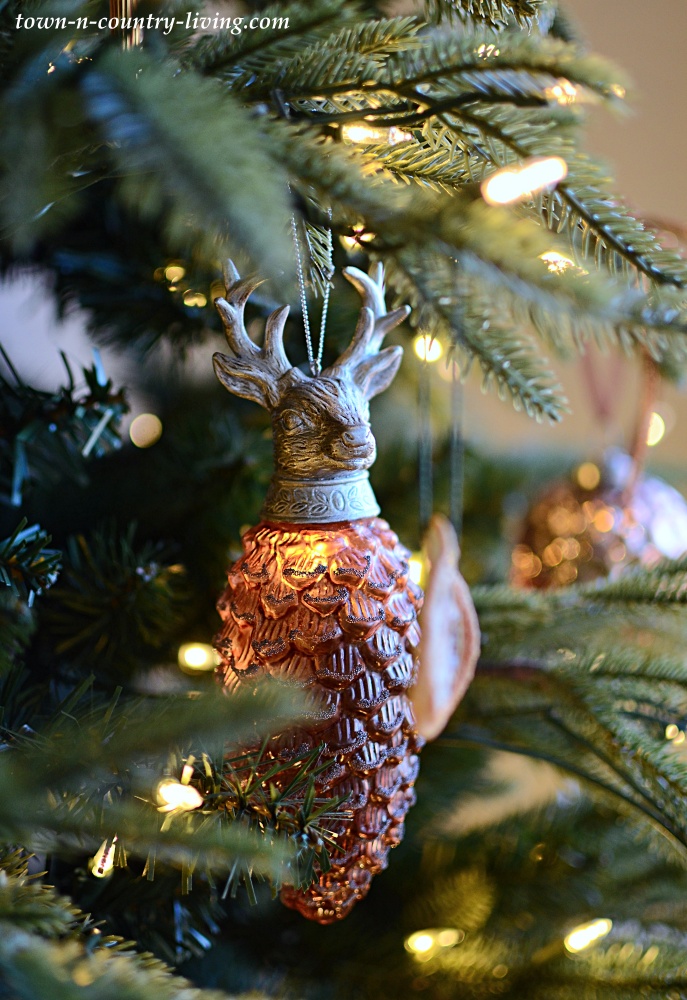 Pine Cone Reindeer Ornament