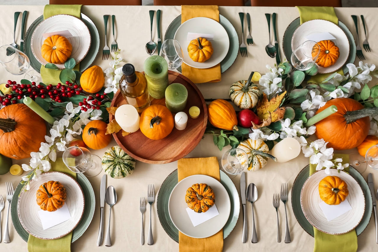 Thanksgiving Table Ideas and Favorites from the Past