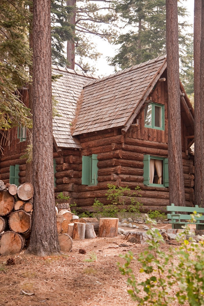 Cabin Getaway: Inspiration and Locations to Make It Happen