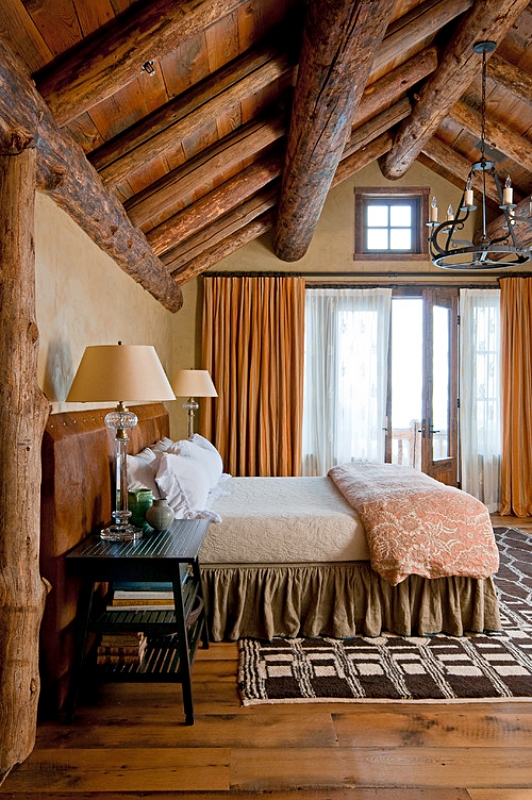 Cozy Bedrooms in Warm Colors for Winter Dreaming
