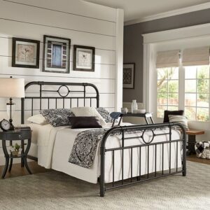 Country Style Metal Beds for a Small Bedroom