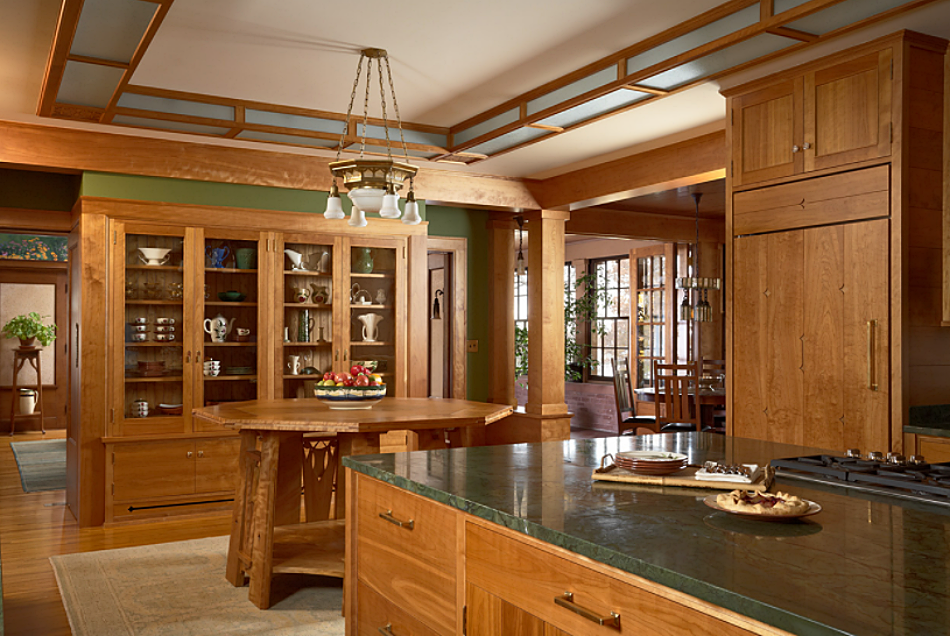 Large arts and crafts kitchen