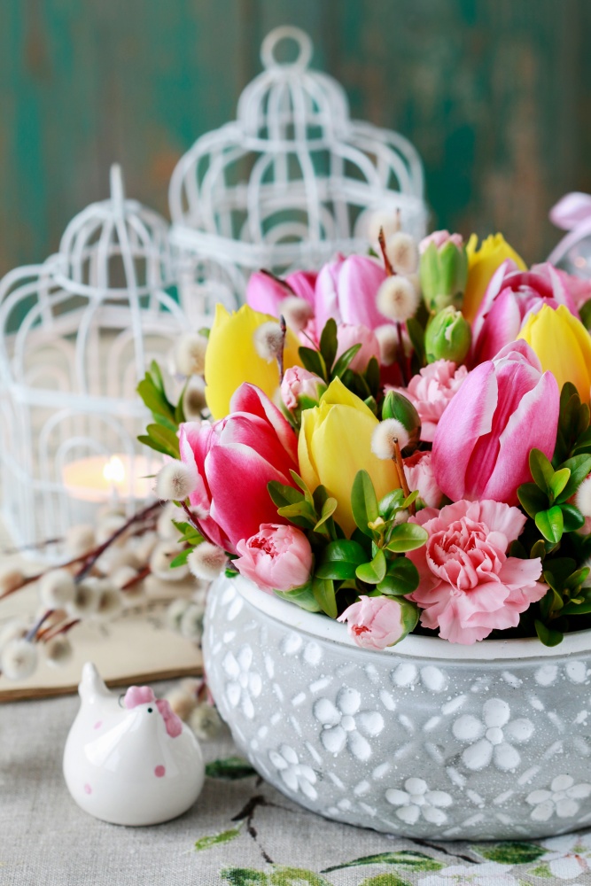 How to make a spring tulip arrangement