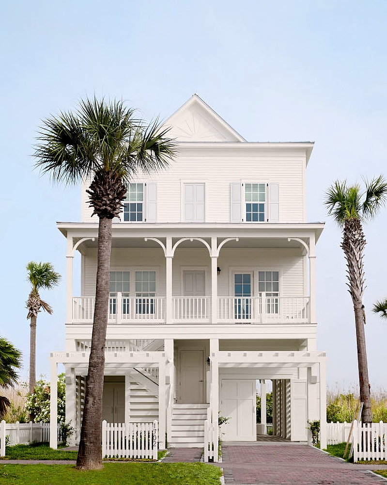New Beach Cottage with Beautiful Details in Galveston, Texas