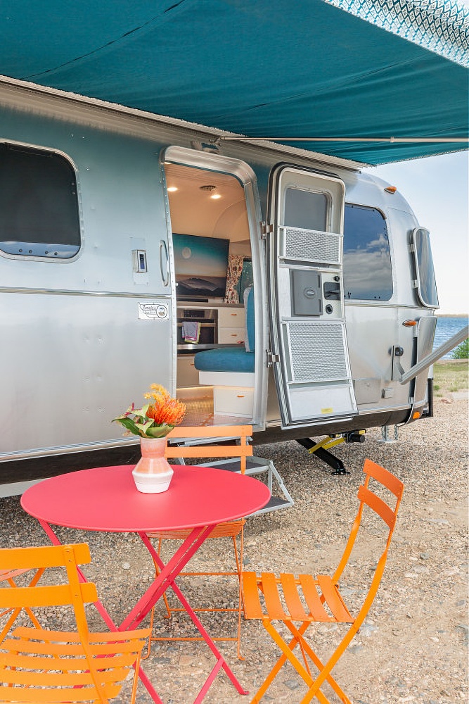 Colorful Airstream Camper Makeover: Travel in Style