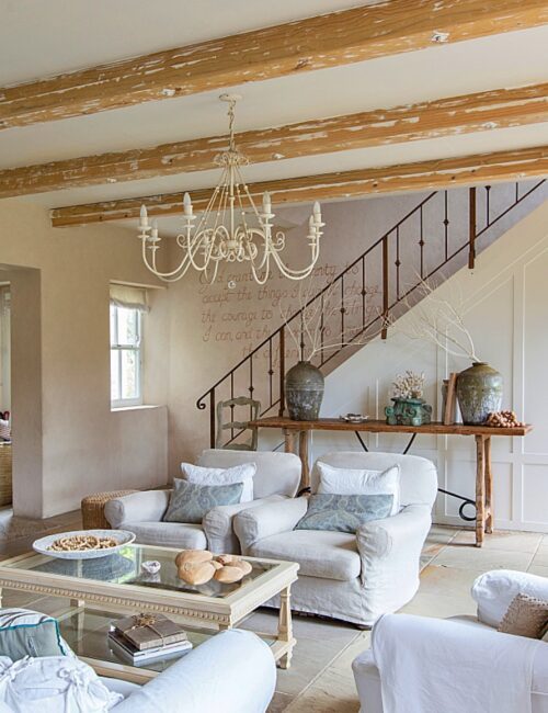 Cozy Living - French Country Cottage