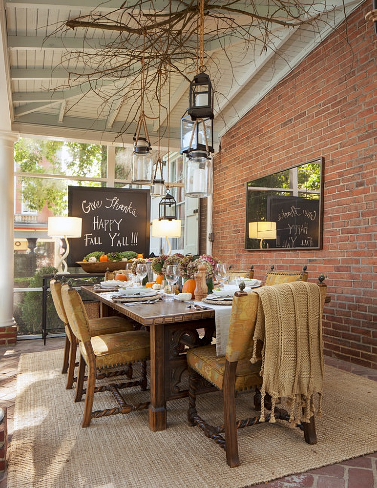 Fall dining on a screened porch