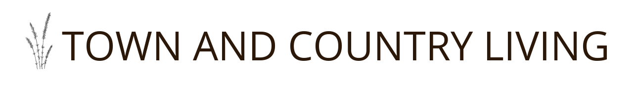 Town and Country Living Logo